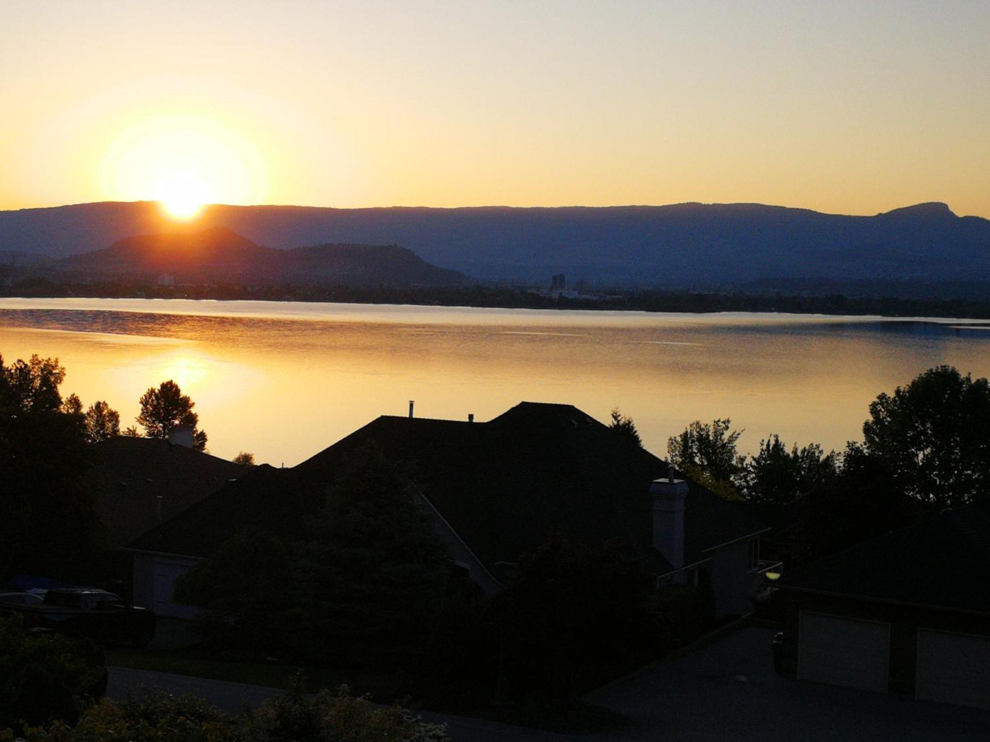 Casa Grande Lakeview House Διαμέρισμα West Kelowna Δωμάτιο φωτογραφία