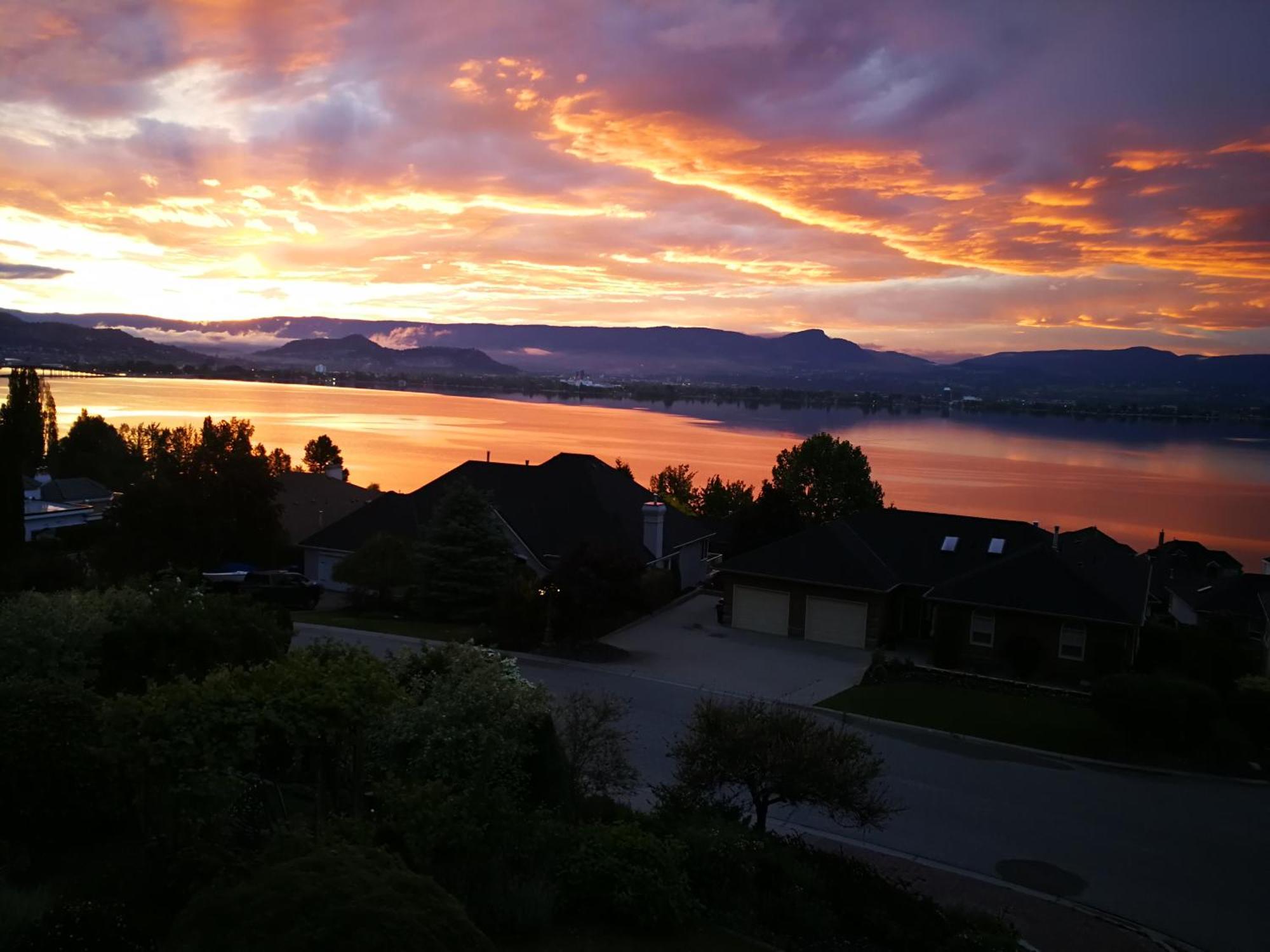 Casa Grande Lakeview House West Kelowna Δωμάτιο φωτογραφία