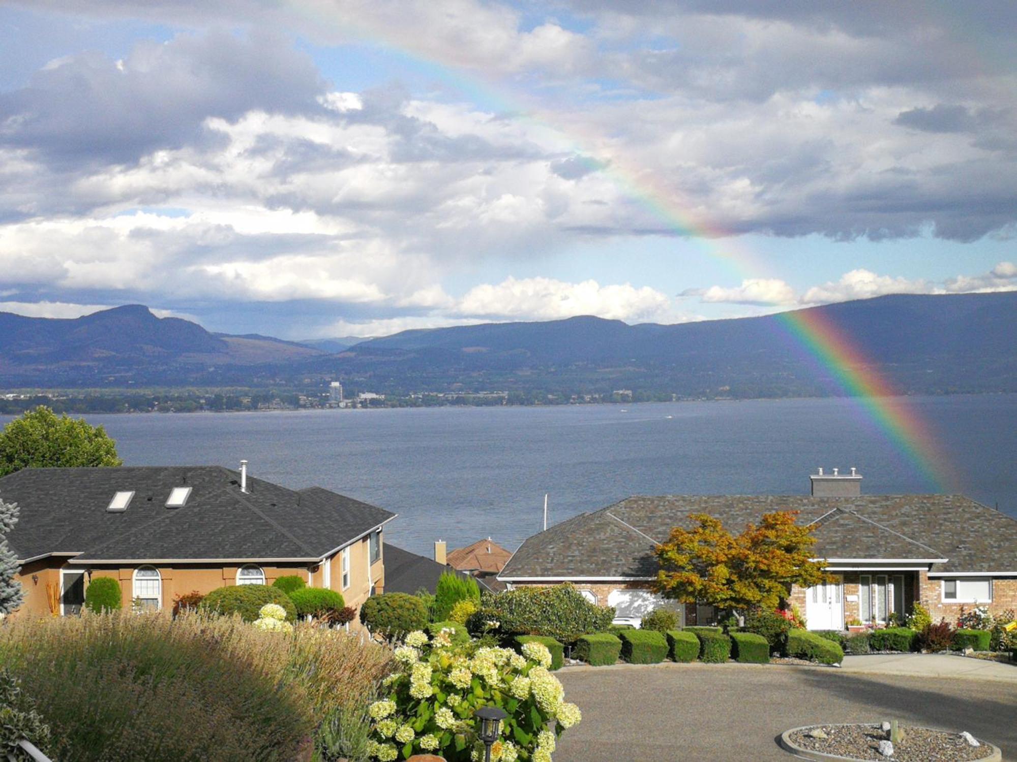 Casa Grande Lakeview House West Kelowna Δωμάτιο φωτογραφία